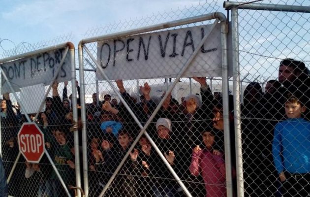 Στα άκρα το δημοτικό συμβούλιο Χίου: Να φύγουν οι πρόσφυγες, με εξαίρεση τη ΒΙΑΛ