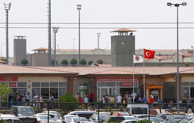 Ο Ερντογάν “στήνει” μακελειό στις φυλακές για να σκοτώσει κρατούμενους πραξικοπηματίες