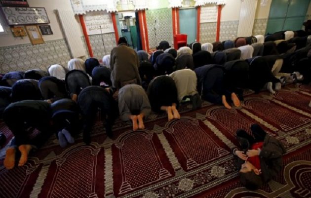 Οπαδός του Τραμπ στέλνει απειλητικές επιστολές σε μουσουλμανικά τεμένη στην Καλιφόρνια