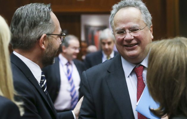 Ο Κοτζιάς “πέρασε” όλες τις ελληνικές θέσεις για την Αλβανία στις Βρυξέλλες