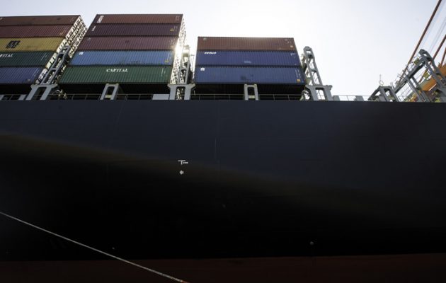 Προσάραξε πλοίο στην Άνδρο – Στο νοσοκομείο το πλήρωμα μετά την διάσωση του