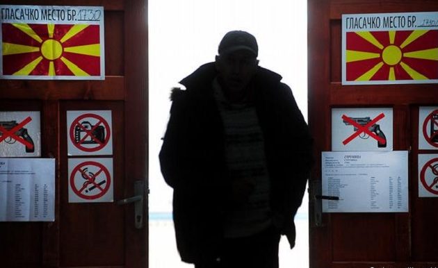 DW: Δύσκολη η λύση για το όνομα της ΠΓΔΜ αν κερδίσει τις εκλογές ο Γκρουέφσκι