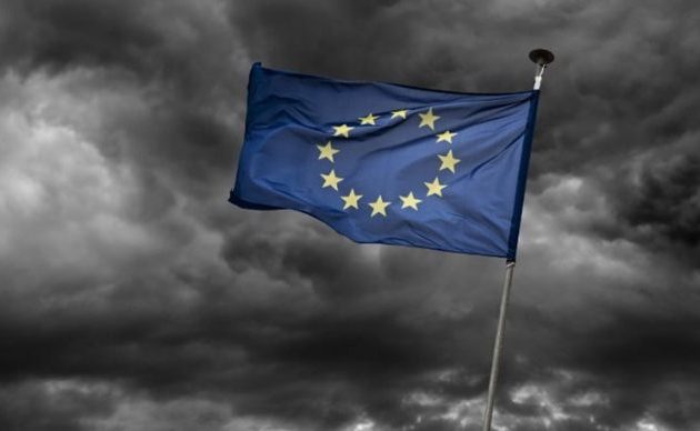 Handelsblatt: Η Μέρκελ φοβάται νέα ευρωκρίση λόγω Ελλάδας