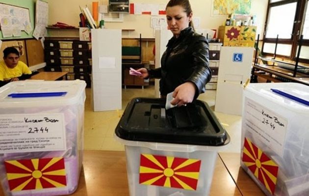 Εκλογές στην ΠΓΔΜ: Μικρό προβάδισμα του κόμματος Γκρούεφσκι
