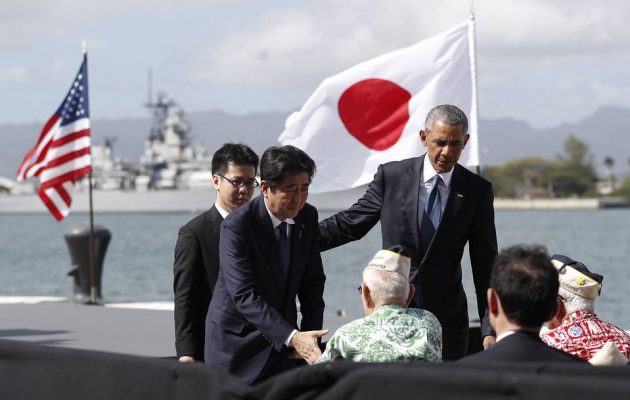 Ο Σίνζο Άμπε στο Περλ Χάρμπορ, 75 χρόνια μετά (φωτο και βίντεο)