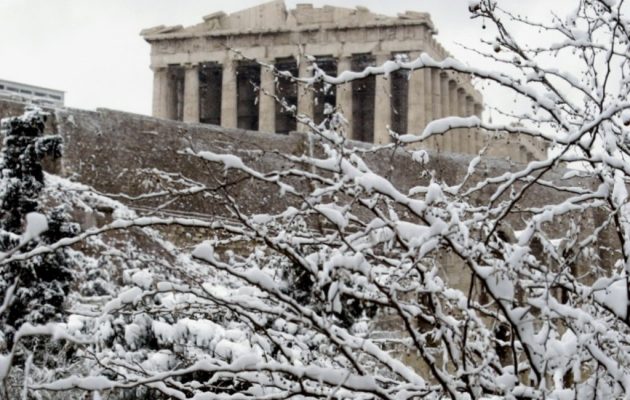 “Ιστορικός” χιονιάς θα χτυπήσει την Αττική – Ποιες περιοχές θα ντυθούν στα λευκά