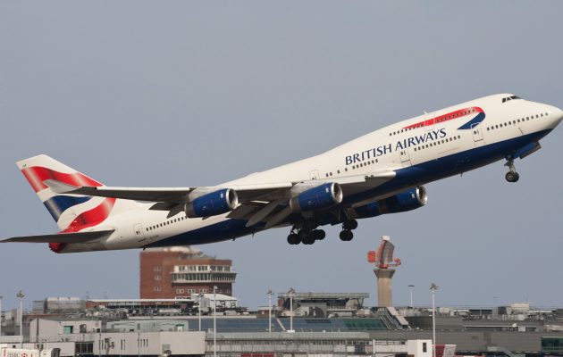 Με χριστουγεννιάτικη απεργία απειλούν οι εργαζόμενοι της British Airways