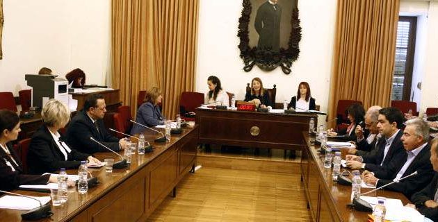 “Μπλόκο” της επιτροπής Θεσμών στην πρόταση Βενιζέλου για τη λίστα Μπόργιανς
