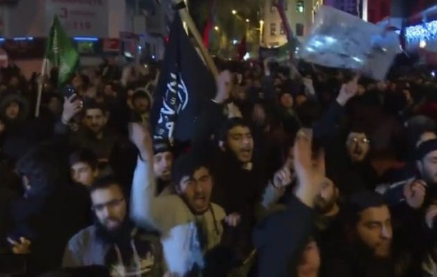 Πέντε ημέρες πριν τον φόνο η Αλ Κάιντα διαδήλωνε έξω από το Ρωσικό Προξενείο