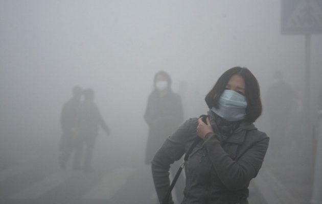 “Πνίγει” την Κίνα η ατμοσφαιρική ρύπανση