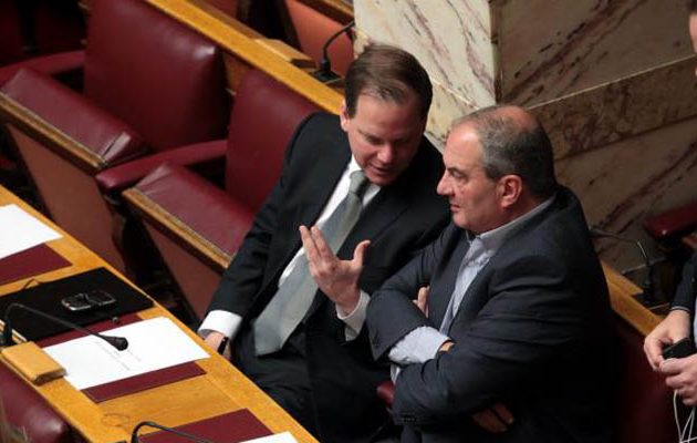 Τι θα εγκαινιάσουν μαζί στη Ραφήνα οι δύο Καραμανλήδες