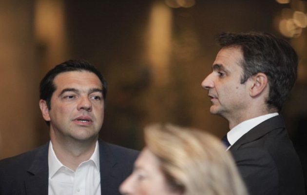 Η χαλαρή συνάντηση Τσίπρα – Μητσοτάκη και ο διάλογος για το ποδόσφαιρο