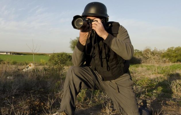 Περισσότεροι από 100 Ιρακινοί δημοσιογράφοι σκοτώθηκαν ή τραυματίστηκαν στη μάχη της Μοσούλης