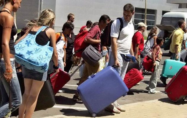 Άδωνις: Tour operators θα «σπρώξουν» τον τουρισμό της Μεσογείου στην Ελλάδα