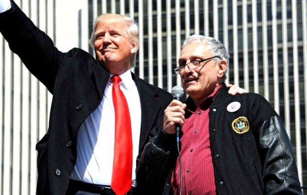 Σάλος από δηλώσεις συνεργάτη του Τραμπ: Εύχομαι να πεθάνει ο Ομπάμα