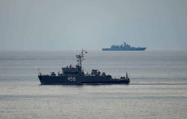 Βρήκαν συντρίμμια του Τουπόλεφ στη Μαύρη Θάλασσα