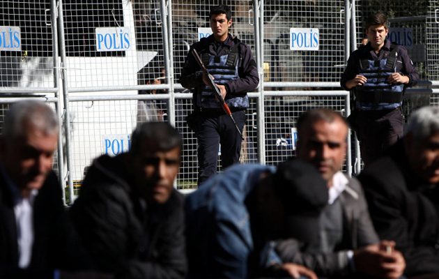 Συνελήφθησαν δύο γυναίκες βουλευτές του φιλοκουρδικού HDP στην Τουρκία