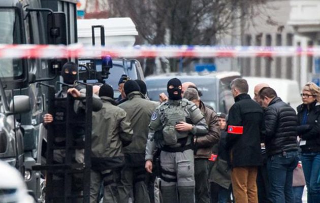 Χειροπέδες σε οκτώ στρατολόγους του ISIS στο Βέλγιο