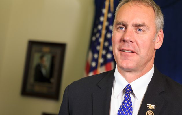 Ένας βατραχάνθρωπος στο υπουργείο Εσωτερικών των ΗΠΑ