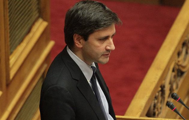 Χουλιαράκης προς υπουργούς: Μην υπόσχεστε τίποτα αν δεν υπάρχουν κονδύλια στον προϋπολογισμό σας