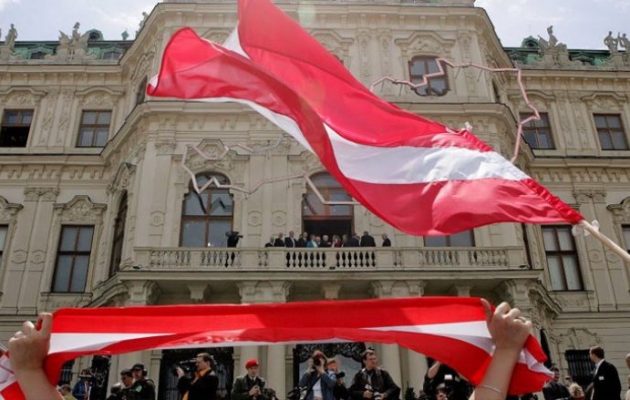 Ένας στους τέσσερις Αυστριακούς επιζητεί να κυβερνηθεί από έναν «ισχυρό φύρερ»