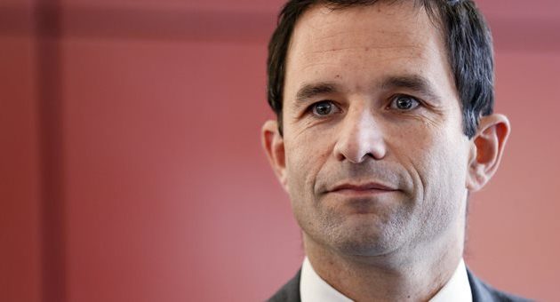 Ο Μπενουά Αμόν νέος ηγέτης της γαλλικής κεντροαριστεράς – Κέρδισε τον Μανουέλ Βαλς