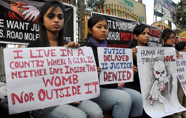 ΣΟΚ στην Ινδία: 12χρονη έπεσε θύμα βιασμού από τους δασκάλους της