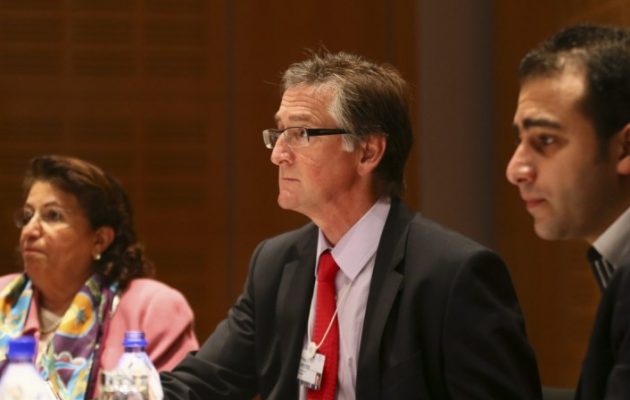 Ο γ.γ. της Παγκόσμιας Ομοσπονδίας Συνδικάτων κατά Λαγκάρντ: “Καταστρέψατε την Ελλάδα”