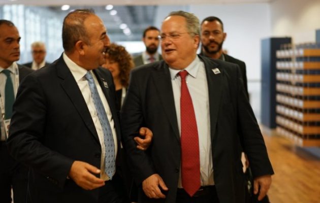 Σε καλό κλίμα η συνάντηση Κοτζιά-Τσαβούσογλου, αλλά παραμένει το αδιέξοδο στο Κυπριακό