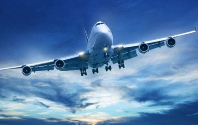 Ποια μεγάλη αεροπορική εταιρεία κάνει προσλήψεις για να γλιτώσει από τις απεργίες