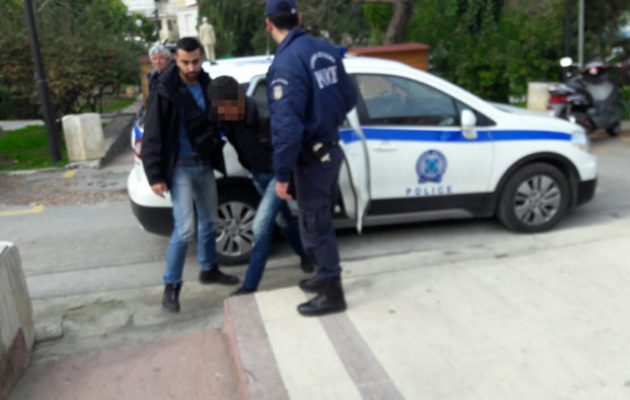 Ελεύθερος με περιοριστικούς όρους ο πατέρας που τραυμάτισε θανάσιμα το 6 μηνών μωρό του