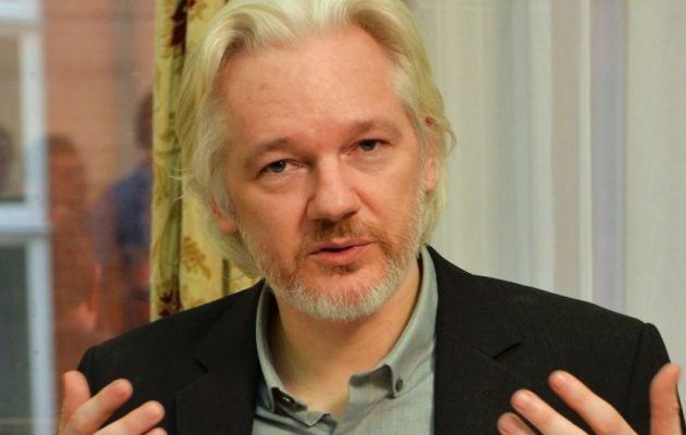 WikiLeaks: Ο Ασάνζ δέχεται να παραδοθεί στις ΗΠΑ υπό έναν όρο