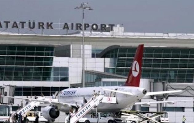 Το καθεστώς Ερντογάν απαγόρευσε σε δημοσιογράφο των New York Times να μπει στην Τουρκία