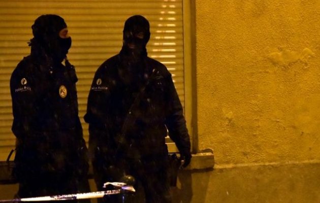 Έφοδοι σε σπίτια στις Βρυξέλλες για τη σύλληψη τζιχαντιστών