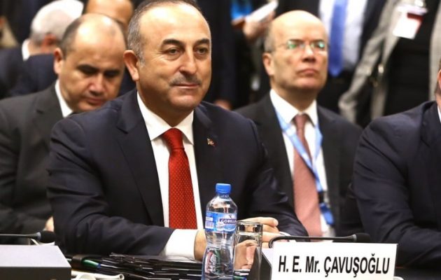 Κυπριακό: Ανένδοτοι οι Τούρκοι θέλουν τον κατοχικό στρατό στην Κύπρο