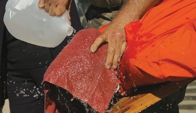 Ο εικονικός πνιγμός είναι βασανιστήριο, λέει ο ΟΗΕ στον Ντόναλντ Τραμπ