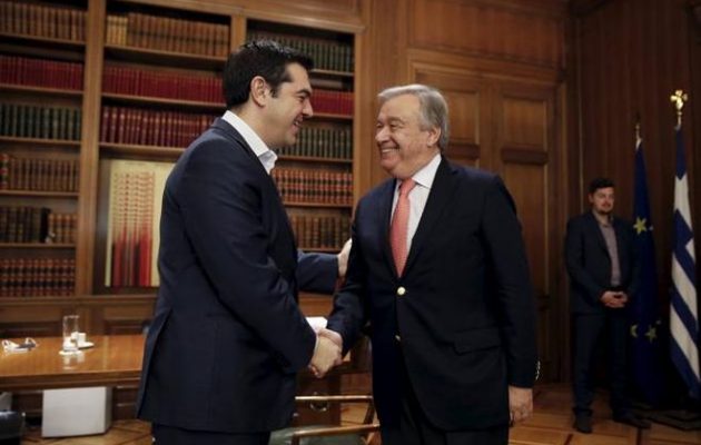 Αγώνας δρόμου για λύση: Επικοινωνία Τσίπρα-Γκουτέρες για το Κυπριακό