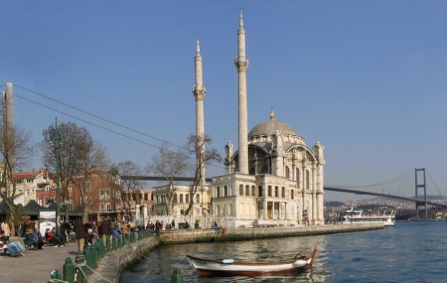 Κωνσταντινούπολη: Τουριστικός Αρμαγεδδών με πτώση 89% στις αφίξεις με κρουαζιερόπλοια