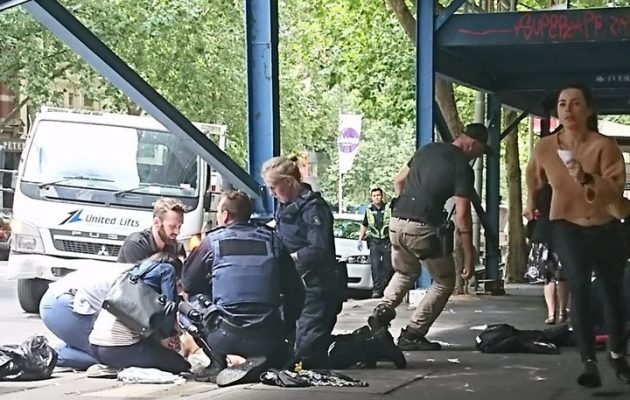 ΣΟΚ: Aυτοκίνητο “σάρωσε” πεζούς στη Μελβούρνη – Τρεις νεκροί – Πληροφορίες για ελληνική καταγωγή του δράστη (βίντεο)