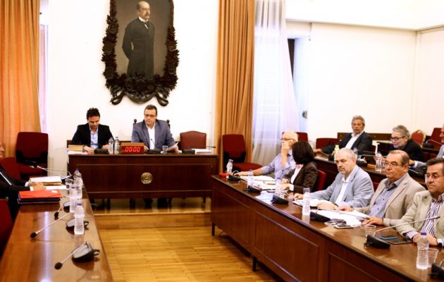 “Φωτιά” στα τόπια: Πόρισμα κόλαφος από τον ΣΥΡΙΖΑ για δάνεια κομμάτων και ΜΜΕ