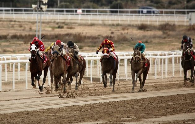 Ιπποδρομίες ΑΕ: Δυνατές κούρσες και μεγάλα κέρδη στο Μαρκόπουλο το Σάββατο (βίντεο)