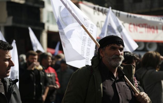 Οι αγρότες στην Αθήνα –  Σε εξέλιξη το συλλαλητήριο (φωτο+βίντεο)