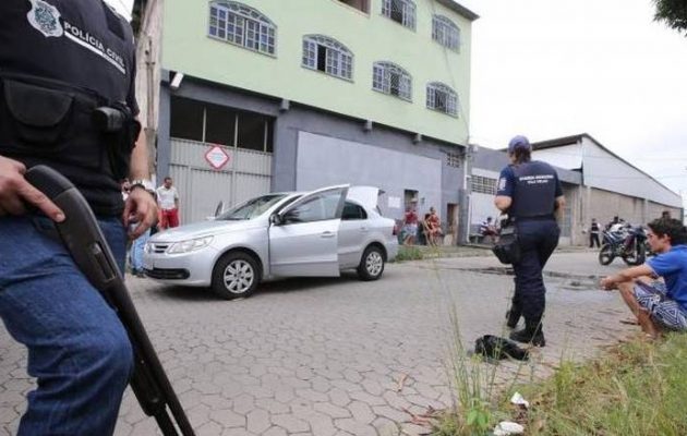 Θύμα απαγωγής εντοπίστηκε δεμένο σε πορτμπαγκάζ σε έλεγχο ρουτίνας (βίντεο)