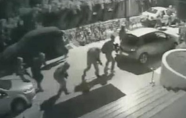 Ξεκίνησε η δίκη 47 Τούρκων κομάντος που κατηγορούνται για απόπειρα δολοφονίας του Ερντογάν