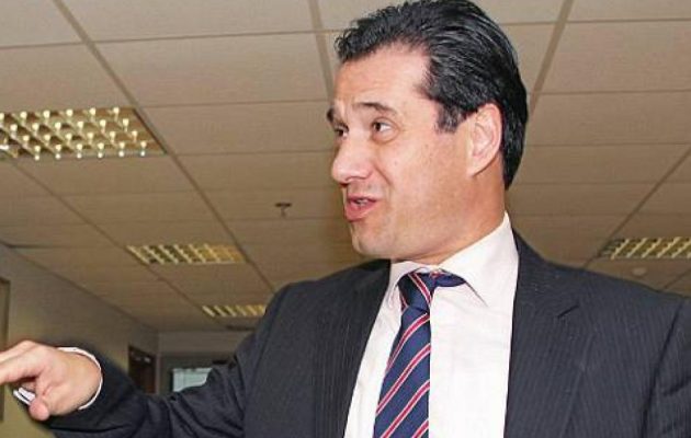 “Αδειάζουν” Άδωνι για το κλείσιμο της αξιολόγησης από τη ΝΔ (βίντεο)