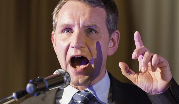 Το AfD “καρατόμησε” κορυφαίο στέλεχός του για αντισημιτικές δηλώσεις