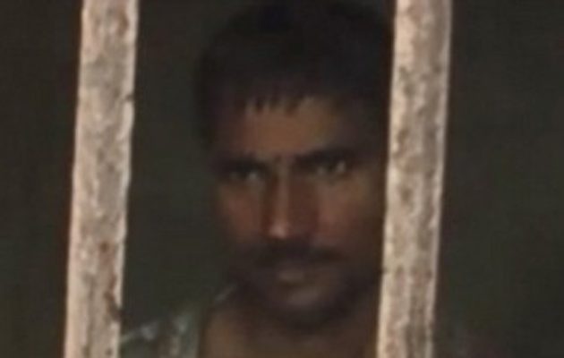 Απόλυτη φρίκη: Ινδός σκότωσε, αποκεφάλισε και έφαγε 7χρονο!