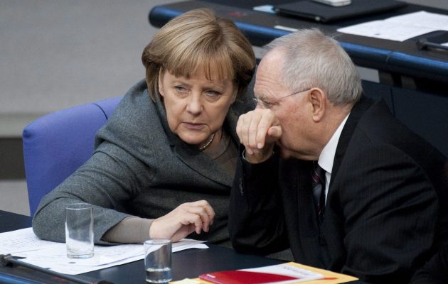 Γερμανοί Πράσινοι: Μέρκελ και Σόιμπλε ψεύδονται για την Ελλάδα λόγω εκλογών