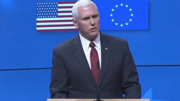 Μάικ Πενς: Ο πρόεδρος Τραμπ πιστεύει στην ελευθεροτυπία αλλά θα λέει τη γνώμη του