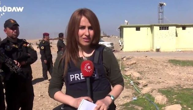 Σκοτώθηκε Κούρδισσα δημοσιογράφος από έκρηξη στην πολιορκία της Μοσούλης